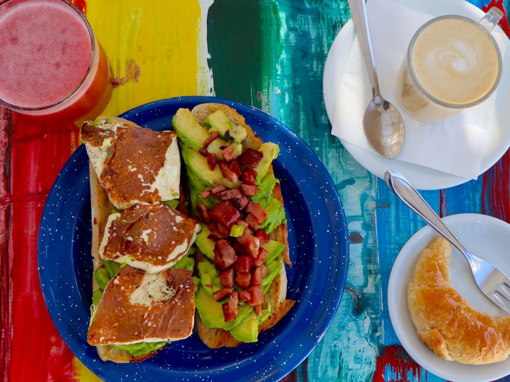 Tostadas con palta